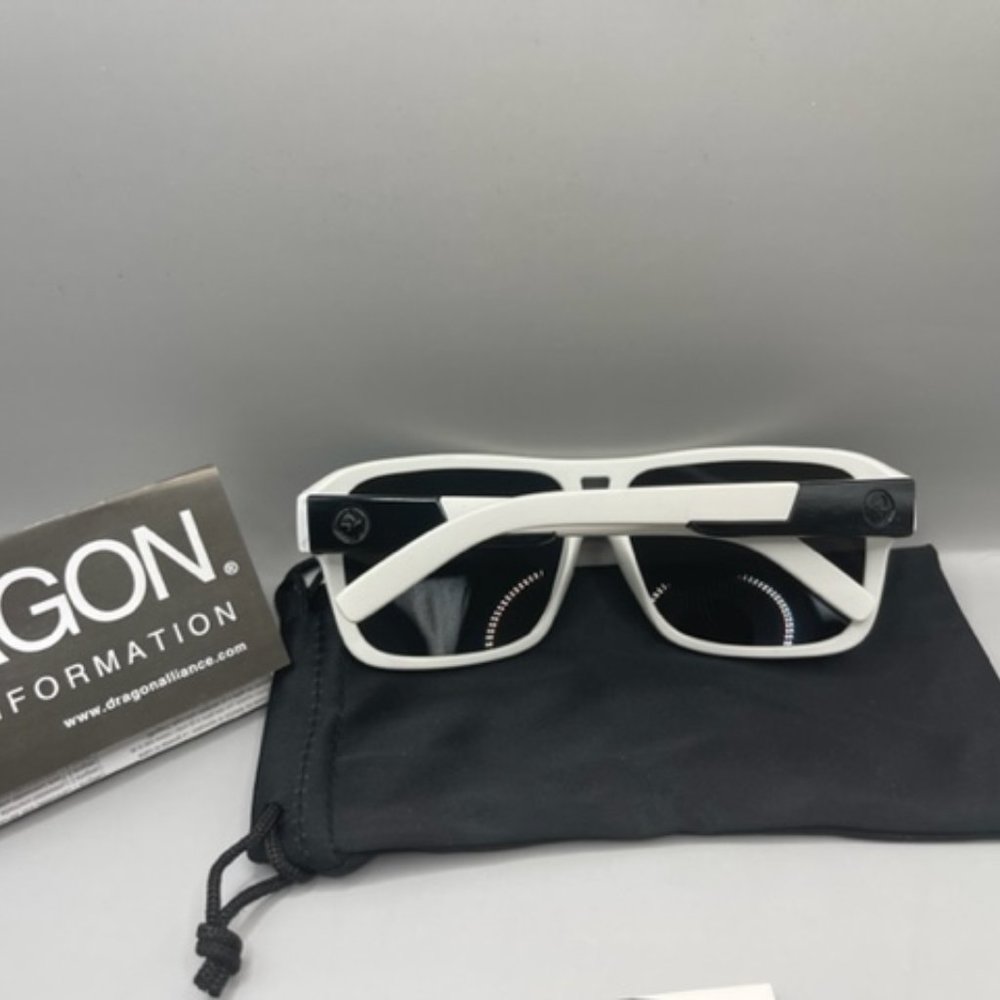 Two New Dragon Brand Glasses - Picture 10 of 11